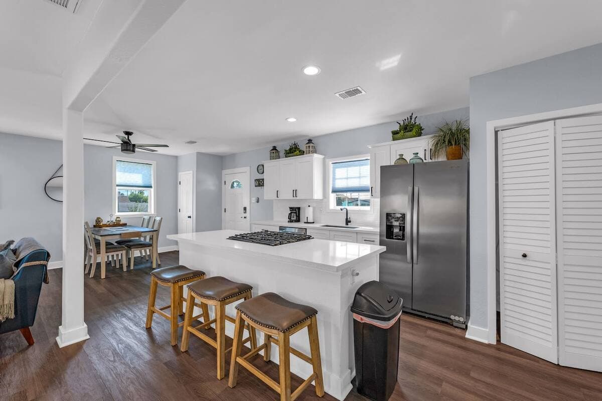 Oasis by the Bay 15