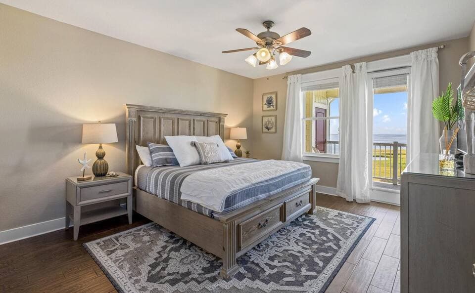 Top-Floor Condo at Pointe West 11