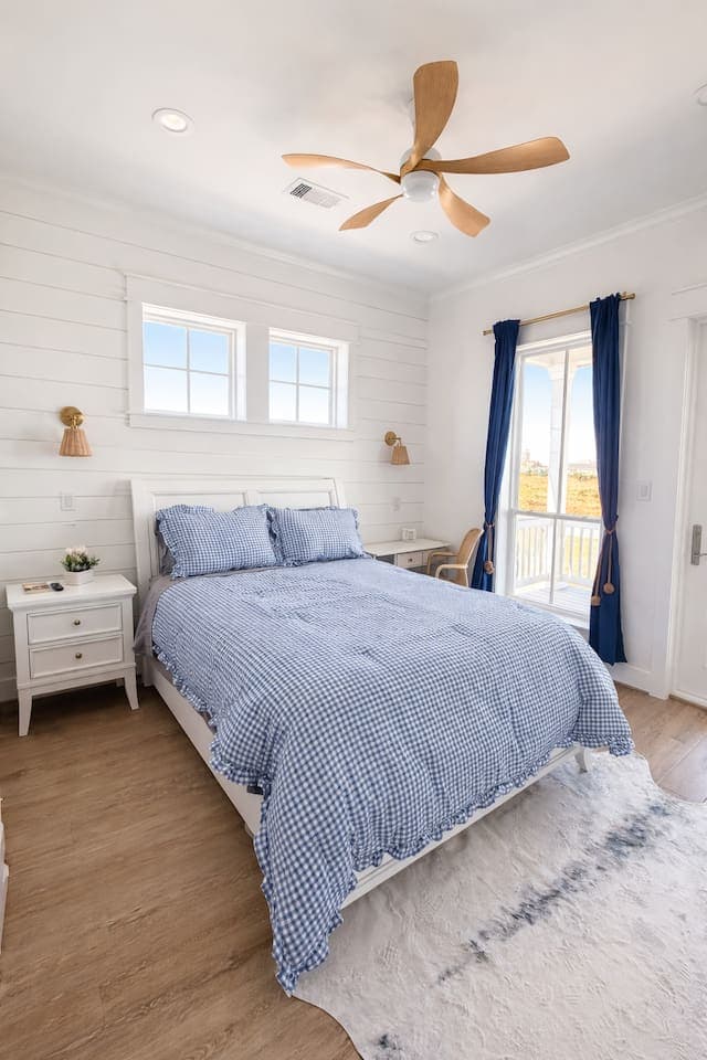 Grand Beach Retreat 24