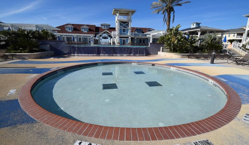 Top-Floor Condo at Pointe West 30